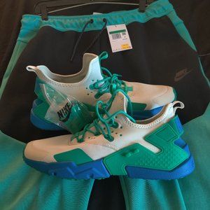 Combo Pack - Nike air huarache drift & Nike sportswear tech fleece pants